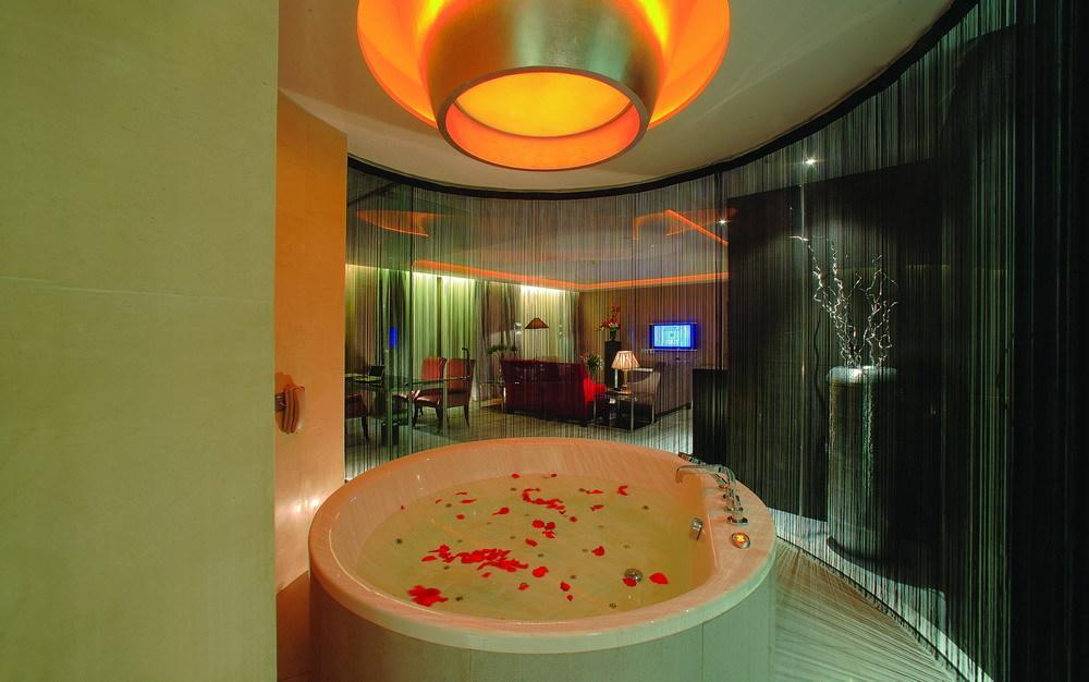Logosun Hotel Wuhan Eksteriør billede